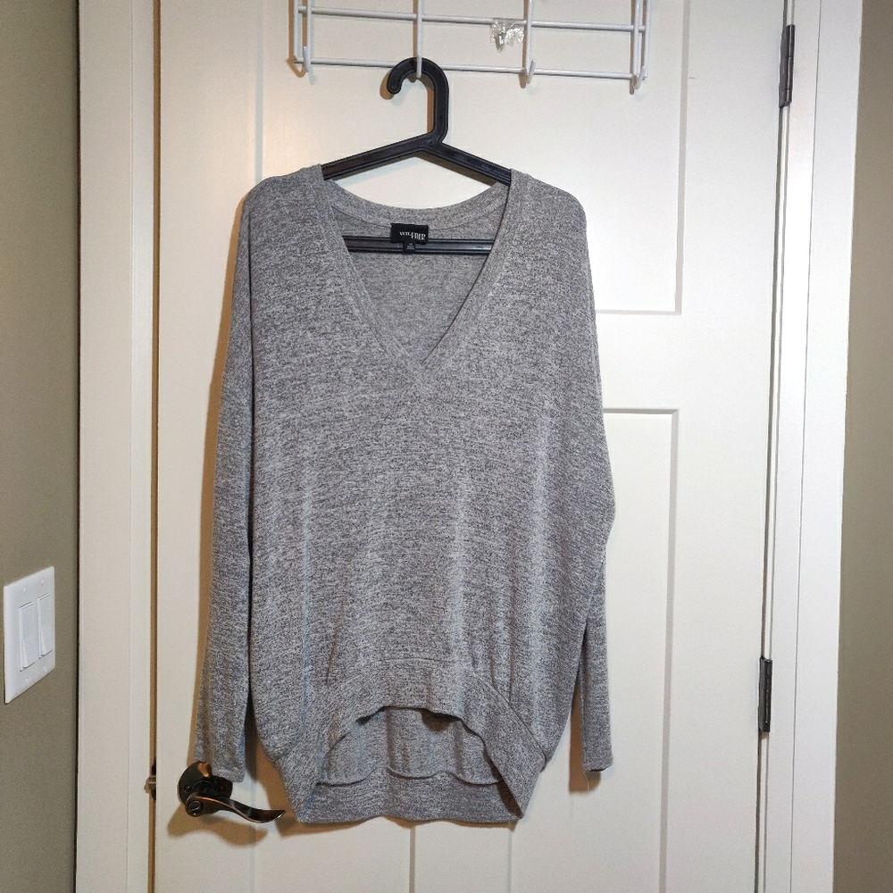 Wilfred Free V-neck Sweater Top